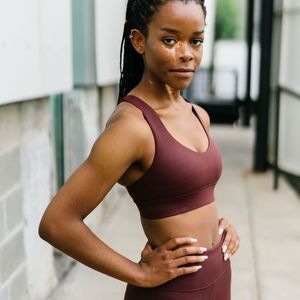 Lg Fig Light N Tight Strappy Bra